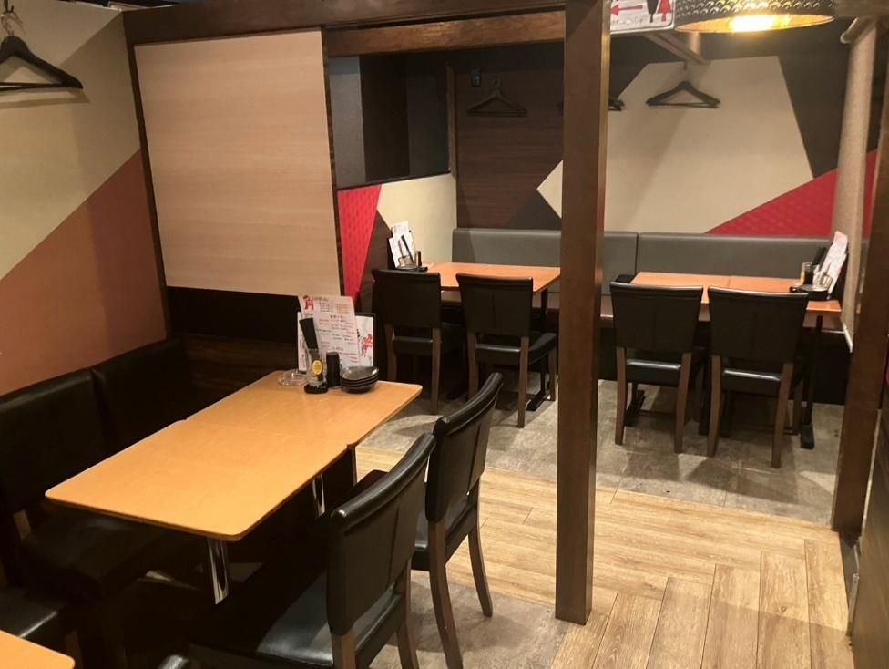【世田谷区・下北沢駅徒歩2分】南口商店街沿いの好立地◎ダクト屋上のためインフラ充実！駅至近の居酒屋居抜き物件！