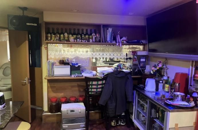 【川口市・西川口駅徒歩2分】このポジションを取れるなら勝負できる／西口導線上・1階路面の居酒屋居抜き（約7.33坪）