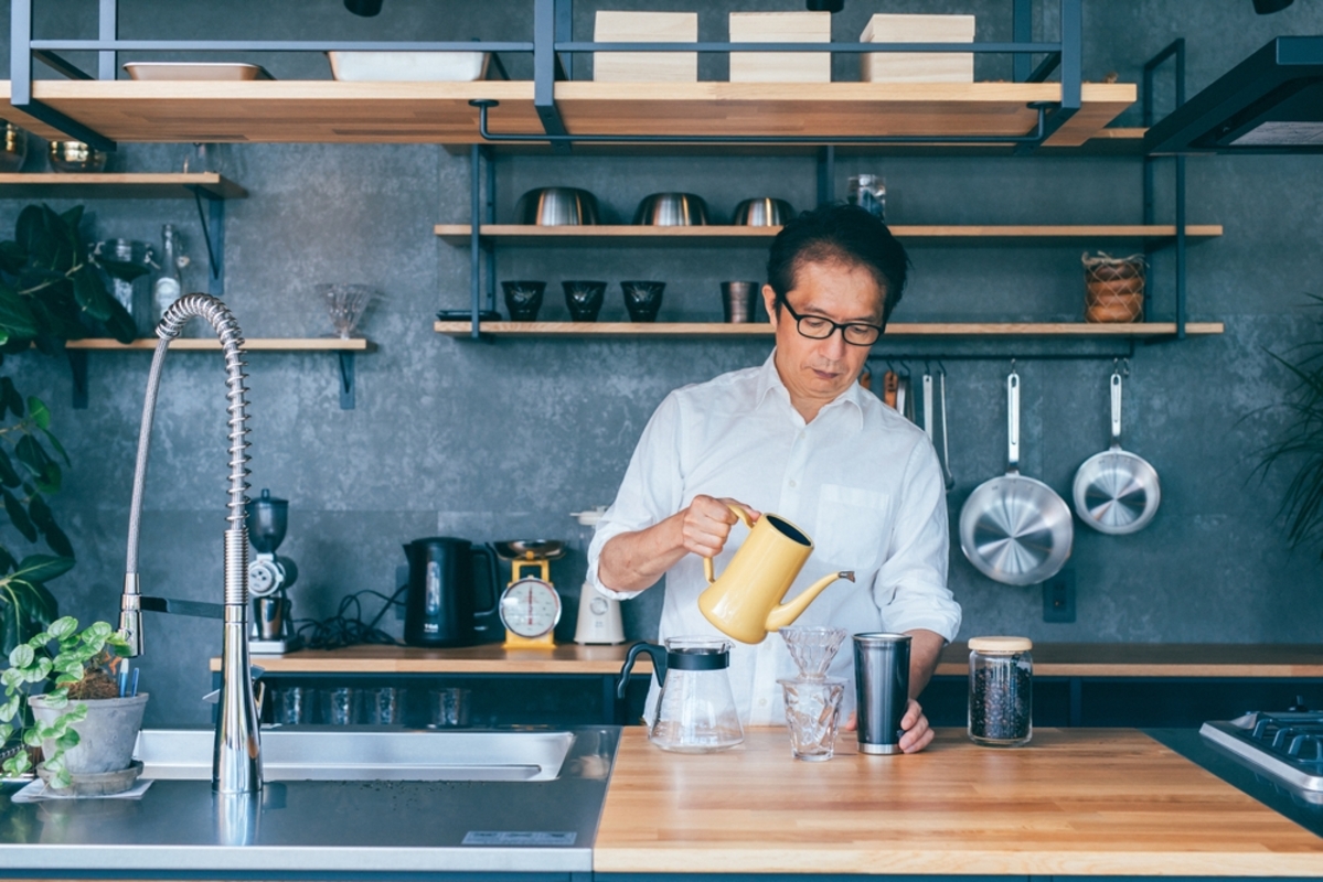 飲食店開業を自宅で行うには？必要な資格やメリット・デメリットを解説