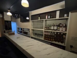 四谷三丁目駅のカラオケバー居抜き物件
