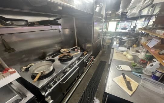 【JR中央線・国立駅徒歩4分】一橋大学近くのタイ料理・ネパール料理向け居抜き物件／営業制限なし／約 23.7坪