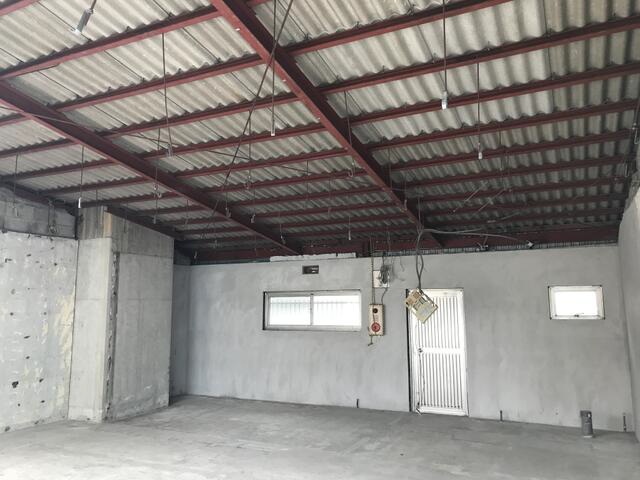 【⼤阪府⼋尾市】久宝寺⼝駅徒歩1分/家賃15万以下/1階路面店/スケルトン物件