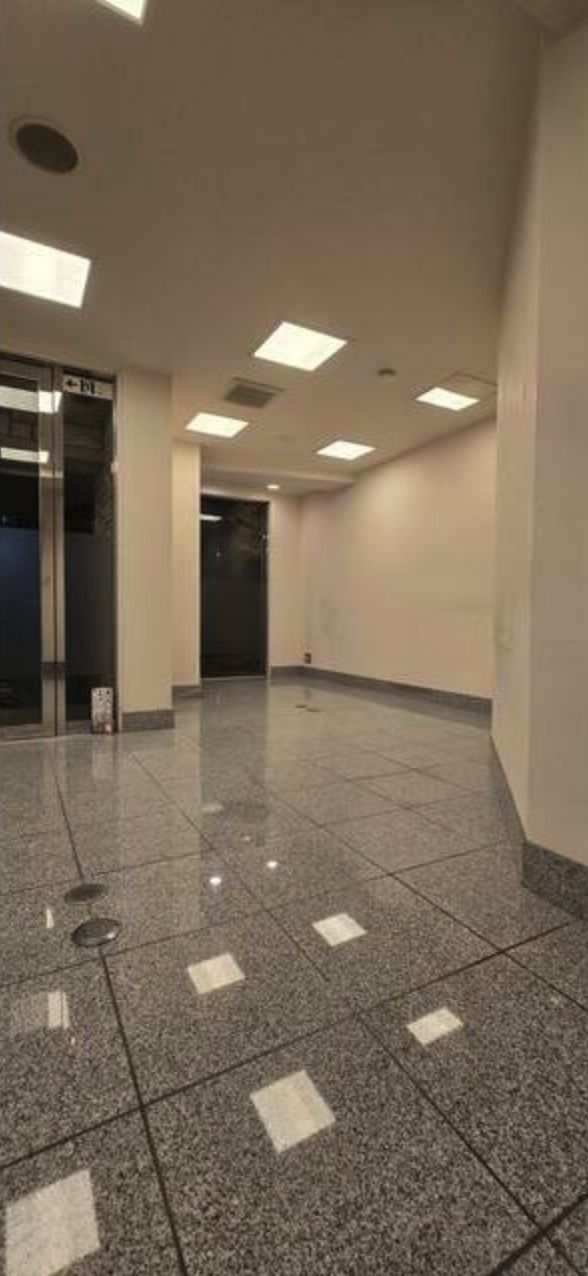 【世田谷区・三軒茶屋駅徒歩3分】世田谷通り沿い視認性良好な2階店舗/10坪/エアコン完備/美容系サロンや事務所におすすめ
