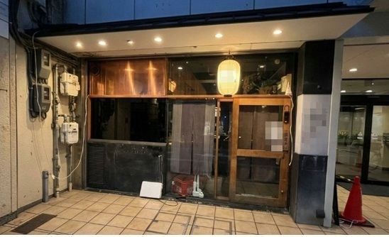 【京都市中京区・烏丸御池駅徒歩4分】人通りの絶えない京都中心部の1階路面店居抜き物件