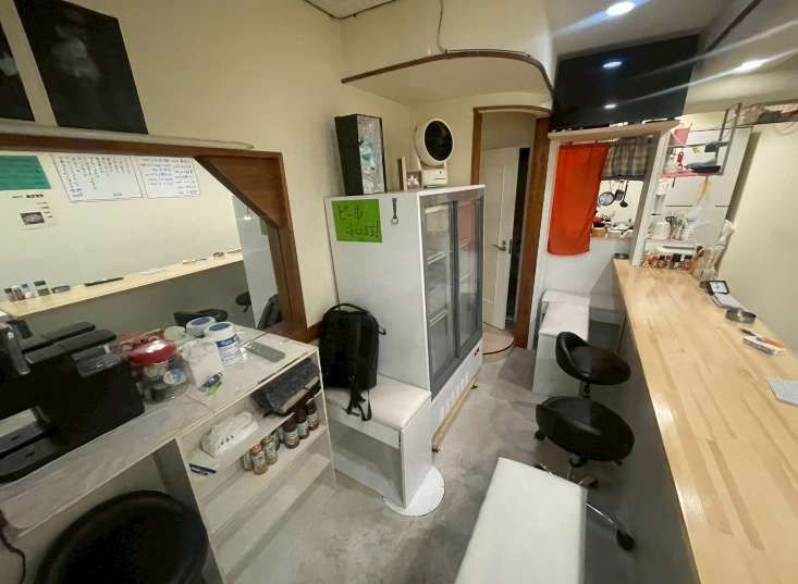 【北区・東十条駅徒歩2分】物件取得費300万円以下で始める6坪小箱店舗／小料理店・居酒屋向き居抜き物件