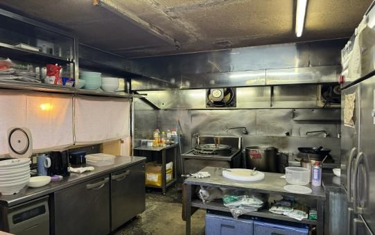 【北区・田端駅徒歩6分】明治通り沿いのラーメン居酒屋居抜き物件／約16坪