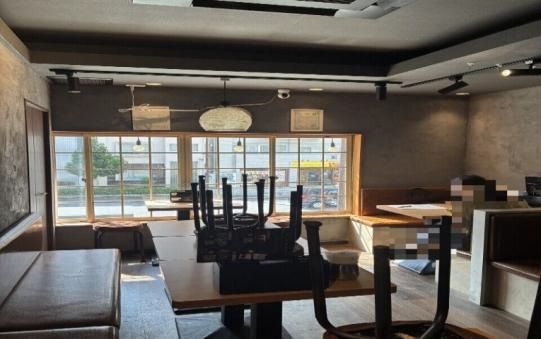 【台東区・秋葉原駅徒歩8分】蔵前橋通り沿いの2階ハンバーガー屋居抜き物件／約11.9坪