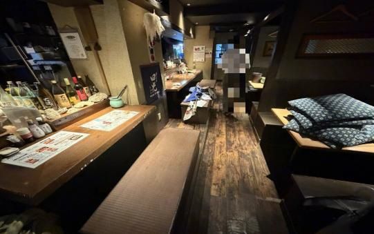 【四日市市・近鉄四日市駅徒歩4分】諏訪栄町の1階路面居酒屋居抜き物件／業態制限なし・約30.71坪