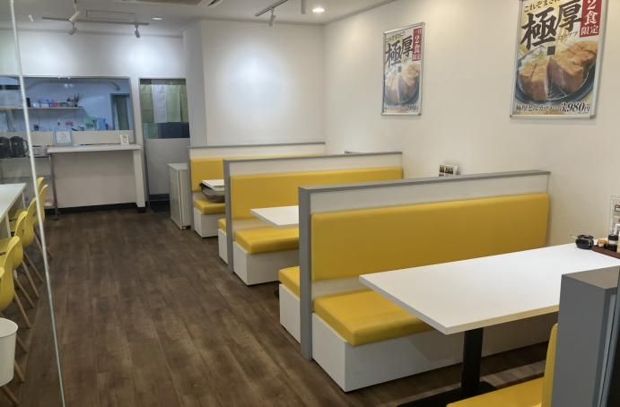 【小平市・小平駅徒歩1分】駅前ショッピングセンター内の1階飲食店居抜き／内装美麗・低投資で開業可能な小箱店舗