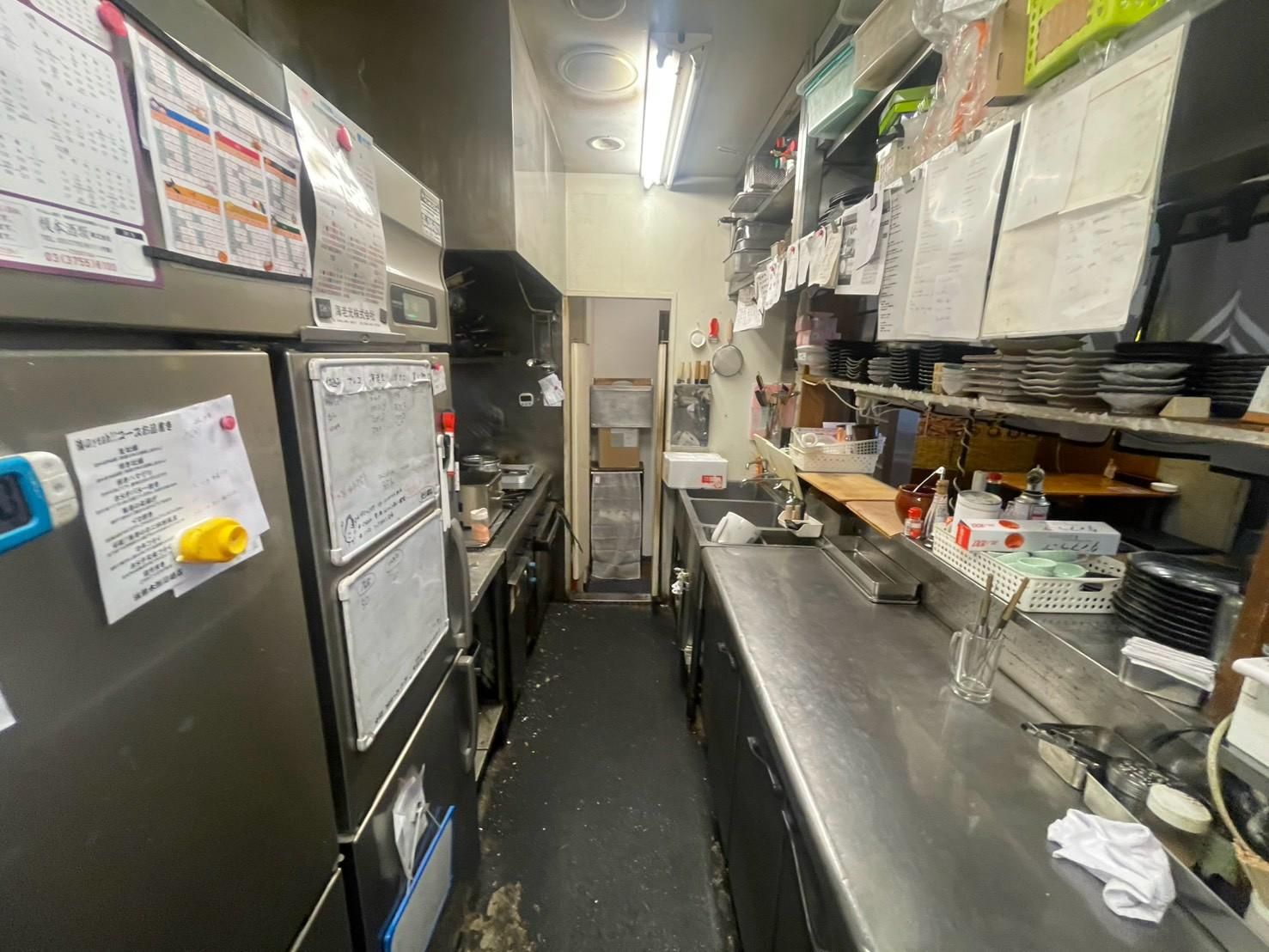 【川崎市川崎区・仲見世通り】1階路面浜焼き居酒屋居抜き物件／業態・営業時間制限なし・約24.03坪