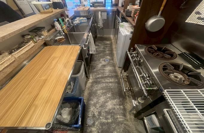 【文京区】茗荷谷駅徒歩5分/春日通沿いの路面物件/内装美麗/バル居抜き物件/即営業可能/約9坪