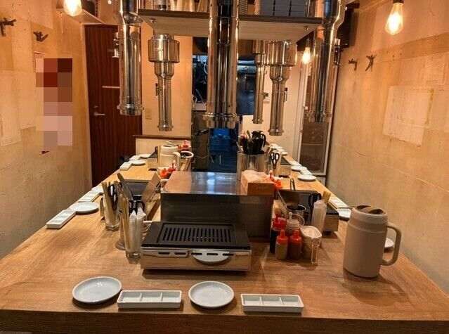 【新宿区・東新宿駅徒歩1分】明治通り沿いの飲食店居抜き物件／小箱焼肉店・個人開業向け