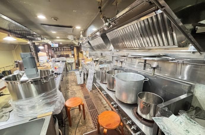 【新宿区・落合駅徒歩3分】４番出口至近！１階路面で視認性も◎ラーメン屋居抜き物件！