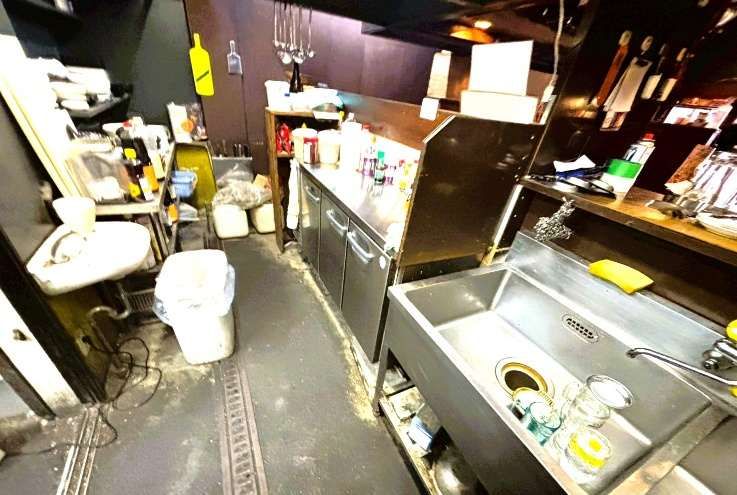 【東大阪市・布施駅徒歩4分】北口焼肉集積エリアの1-2階焼肉居抜き物件／賃料28.6万円・約22.8坪