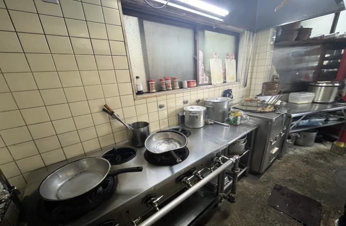 【弘明寺駅 徒歩3分 居抜き物件】横浜市南区 1階路面13坪カレー店居抜き／弘明寺商店街近く飲食店開業向け店舗