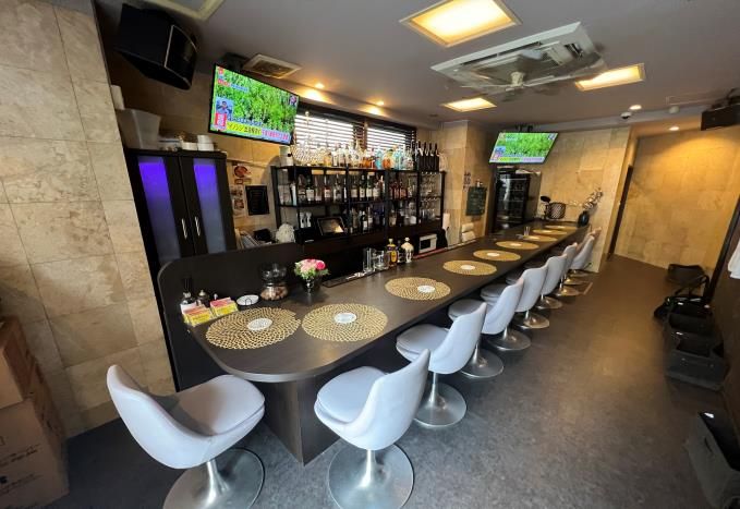 【横浜市中区】関内駅徒歩3分/美内装BAR居抜き物件/視認性◎/約11.87坪