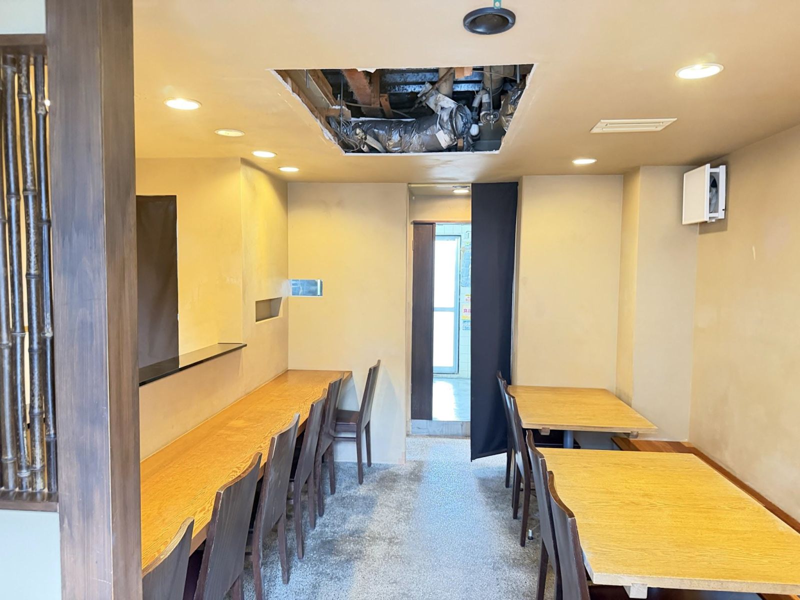 【横浜市青葉区・たまプラーザ駅徒歩4分】・営業時間制限なし／たまプラーザ駅北口近くの居酒屋居抜き物件/約10.29坪