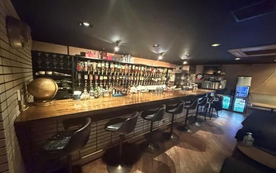 武蔵野市・武蔵境駅徒歩2分】駅南側・営業時間制限なしの2階バー居抜き物件／約12.83坪