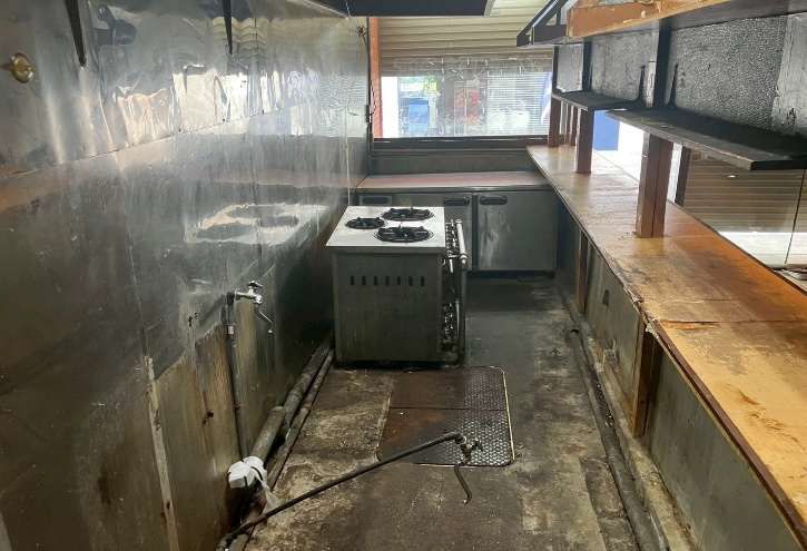 【江東区・亀戸駅徒歩4分】グルメエリアで狙えるインドカレー居抜き物件／造作無償・1階路面約21.5坪