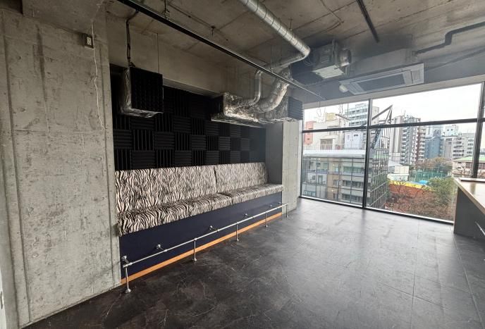 【渋谷区】恵比寿駅徒歩5分/人気の恵比寿エリア/バー居抜き物件/約16.58坪