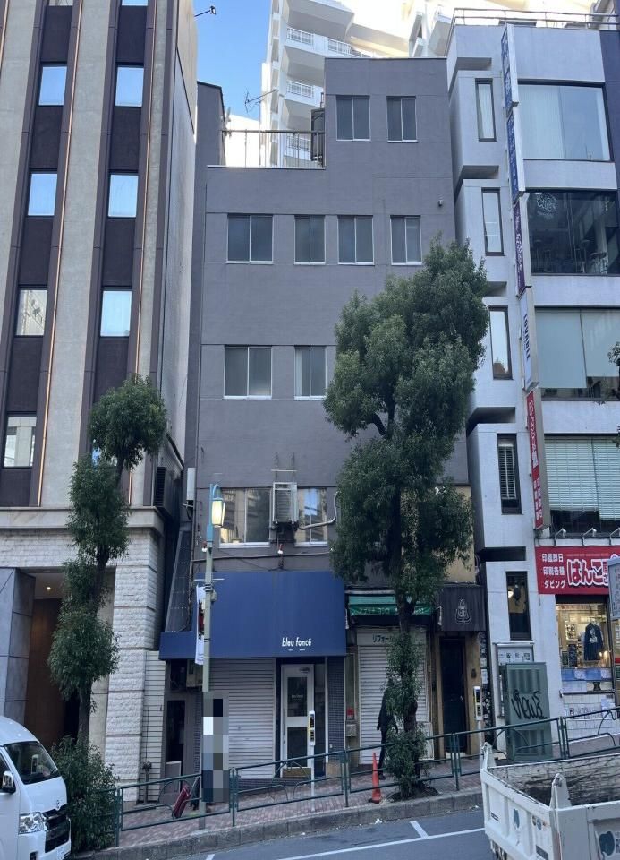 【目黒区】目黒駅徒歩2分／JR・私鉄・地下鉄が利用できる目黒／安定した人流が期待／スモールスタート物件／約8.8坪