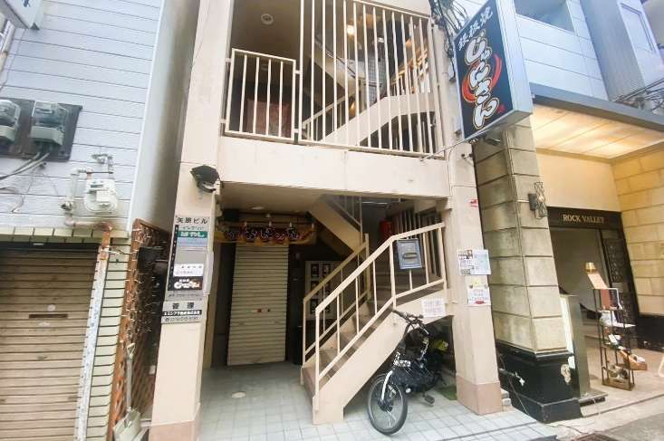 【神戸市中央区・三宮駅徒歩3分】東門筋近くの1階小箱鉄板焼き居抜き物件／約6.38坪