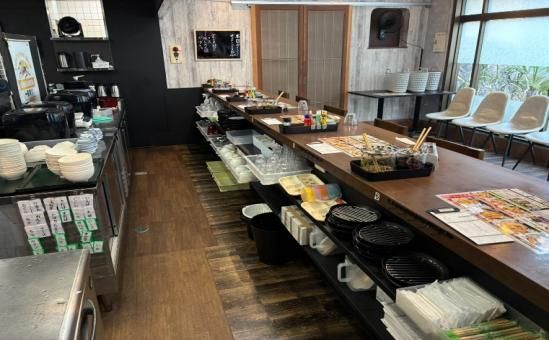 【福岡県久留米駅徒歩12分】ロードサイド独立店舗、駐車場12台完備！天ぷら店居抜き物件／約61.81坪