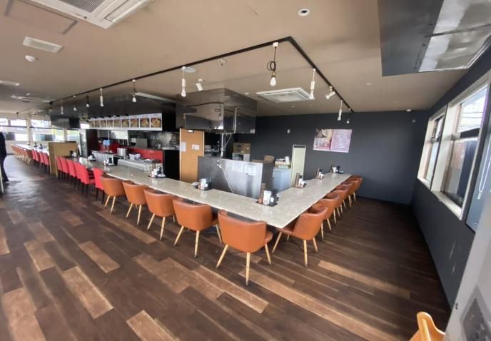 【福岡県筑紫野市】都府楼南駅徒歩15分／県道31号線沿い、ロードサイド物件／駐車場も台数確保／約59.9坪