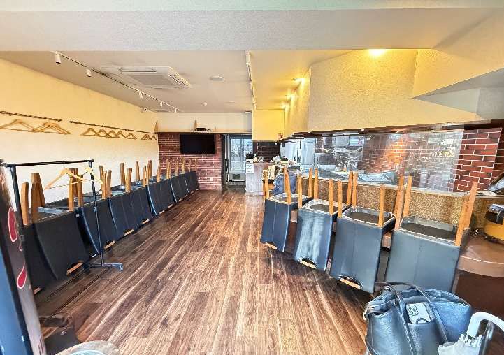 【立川市・中央線立川駅徒歩6分】居酒屋居抜き物件／14.33 坪／賃料35.2万