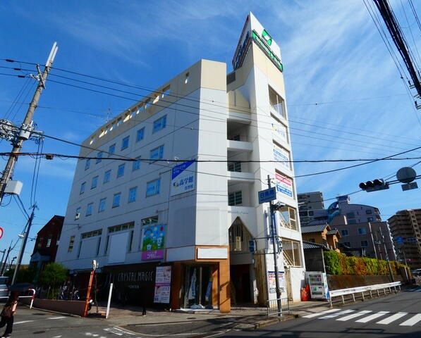 【横浜市中区・桜木町駅徒歩1分駅前立地で圧倒的集客力！36坪の大型スケルトン店舗／飲食可・多業態対応