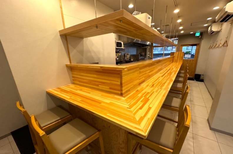 【西宮市・夙川駅徒歩2分】1階路面・約8.84坪の焼き鳥居酒屋居抜き物件